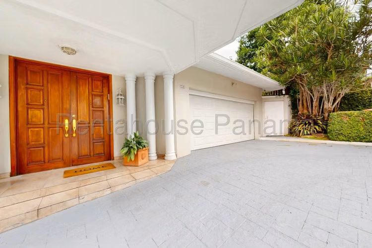 Venta de lujosa casa de 3 niveles, 1167m² en Dos Mares 26JSS2279