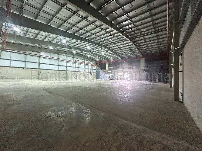 Alquiler de Galera de 1330.36m² con mezzanina, pisos de alta resistencia 26JSS7481