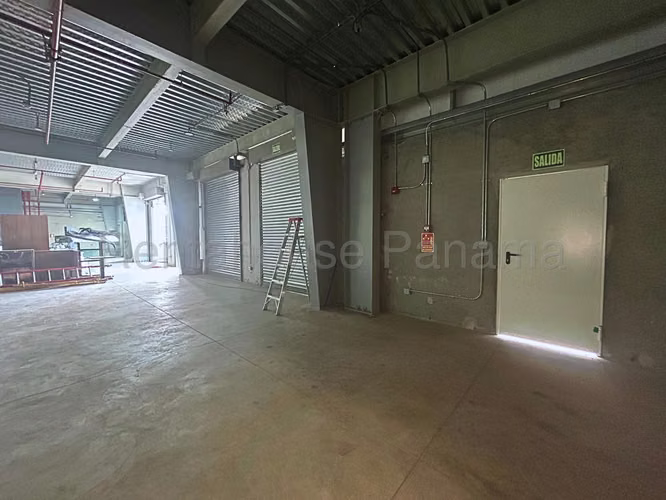 Alquiler de Galera de 1330.36m² con mezzanina, pisos de alta resistencia 26JSS7481