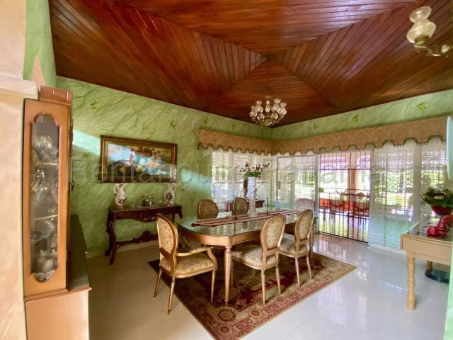 SE VENDE!!! Casa en Las Tablas