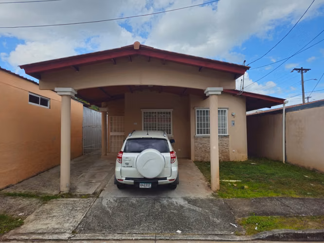 VENTA CASA VILLA LUCRE