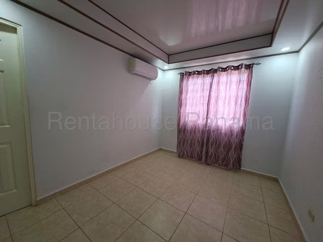 Casa En Alquiler En Arboledas La Chorrera ABS