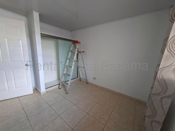 Casa En Alquiler En Arboledas La Chorrera ABS