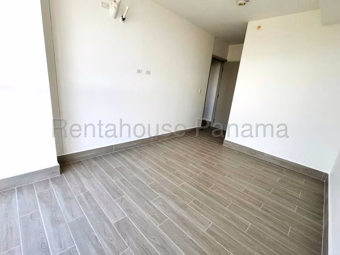 Se Vende Apartamento en Ricardo J Alfaro LA26-4892