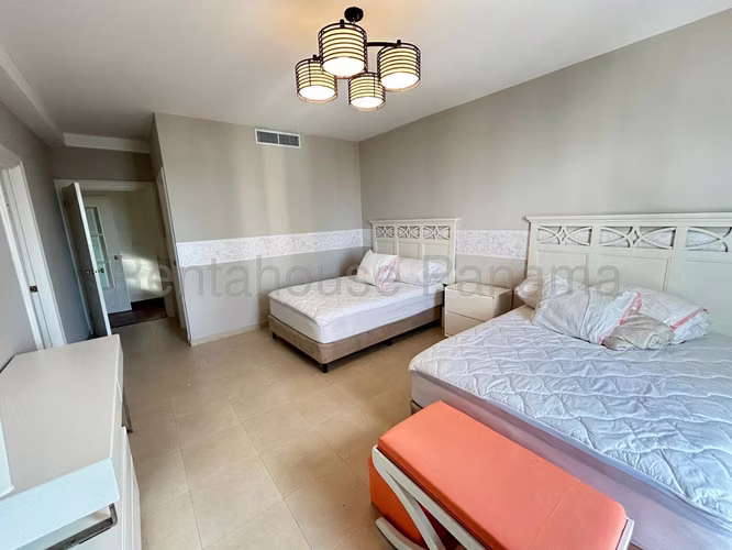 Alquiler de Apartamento en Avenida Balboa Ph Miramar Plaza CCO 26-5506