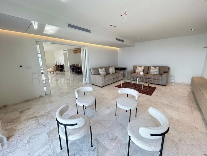 Alquiler de Apartamento en Avenida Balboa Ph Miramar Plaza CCO 26-5506