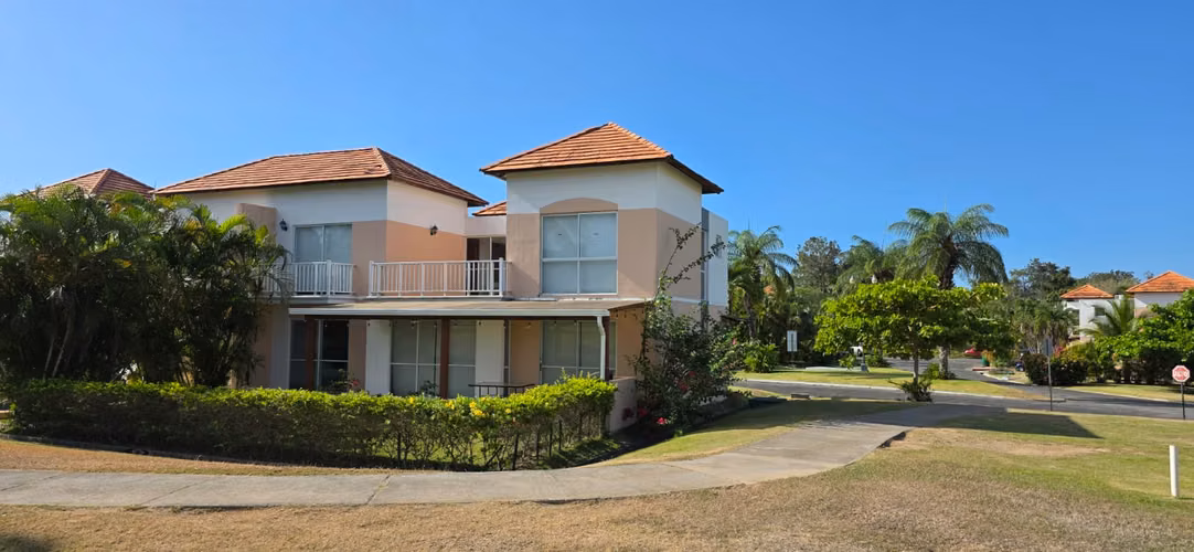 Townhouse en Esquina en Costa Blanca Villas Decameron, Farallón