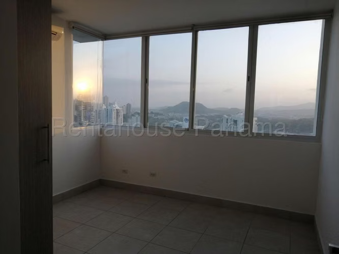 Se Vende Apartamento en Edison Park MDV26-7547