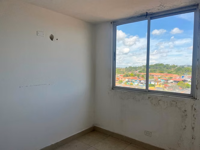 Banco vende apartamento en PH VISTA DEL ROCÍO, Las Cumbres (d)