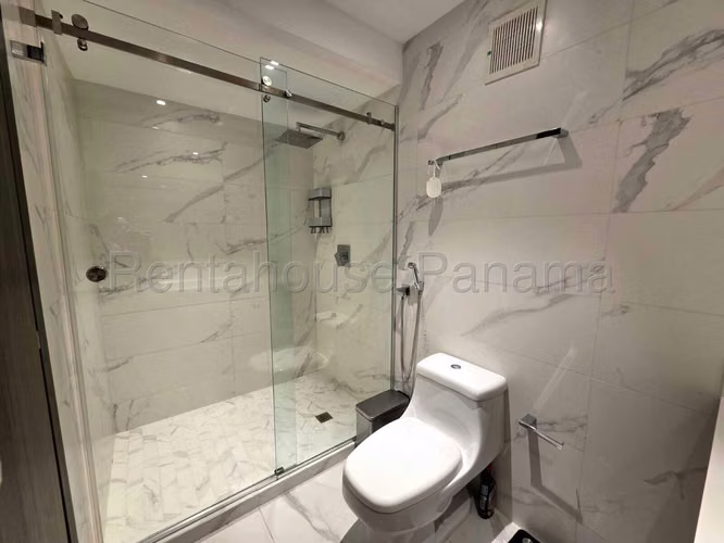 Alquiler de apartamento en Coco del Mar AK