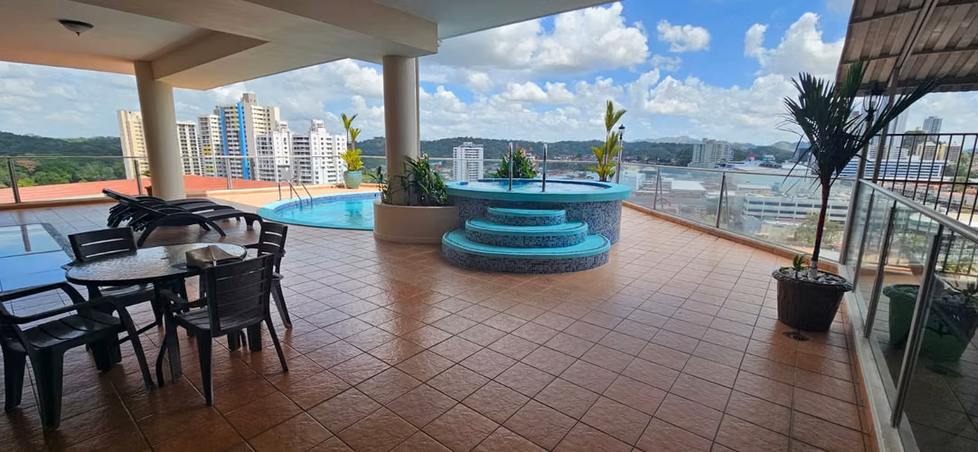VENTA APARTAMENTO EN DOS MARES VIEW, EXCELENTES VISTAS