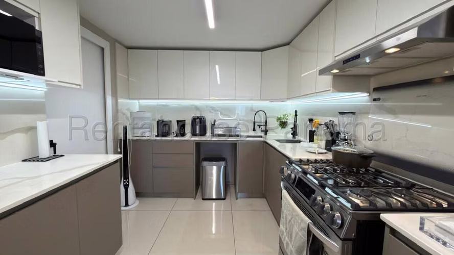 vendo apartamento en paitilla OF 26-7581