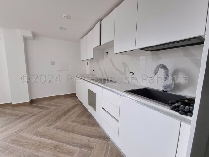 Venta de apartamento en Casco Antiguo AK