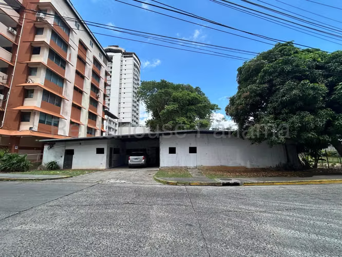 Vendo Terreno de 789 m² en El Cangrejo 26-6673GG
