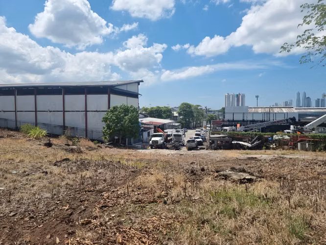 Venta de Terreno con Galera en Juan Díaz, 10,197m² de terreno y 2,291m² de construcción - Imagen 9