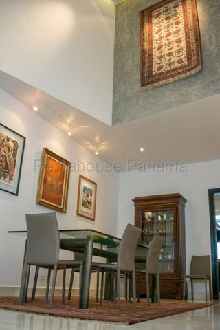 Venta Apartamento Vitri Costa del Este 26YCG3596