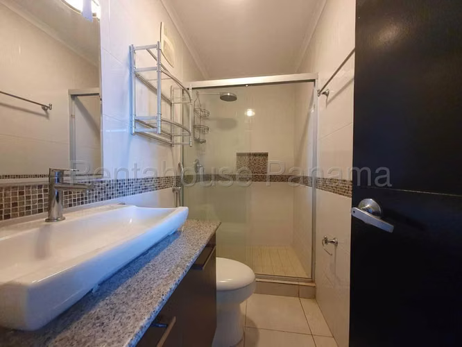 alquilo apartamento amoblado en edison park OF 26-7608