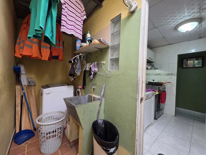 ABSOLUTE REMATE CASA 3R2B1P EN DON BOSCO 99000 - Imagen 14