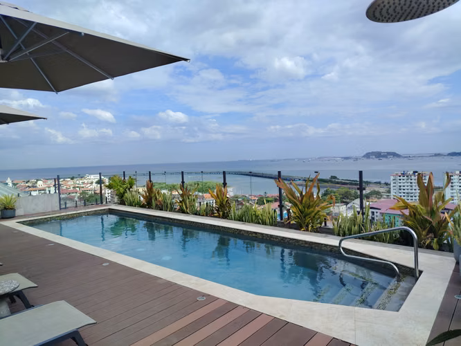 Se Vende Apartamento en Casco-Santa Ana. Ph Casco view