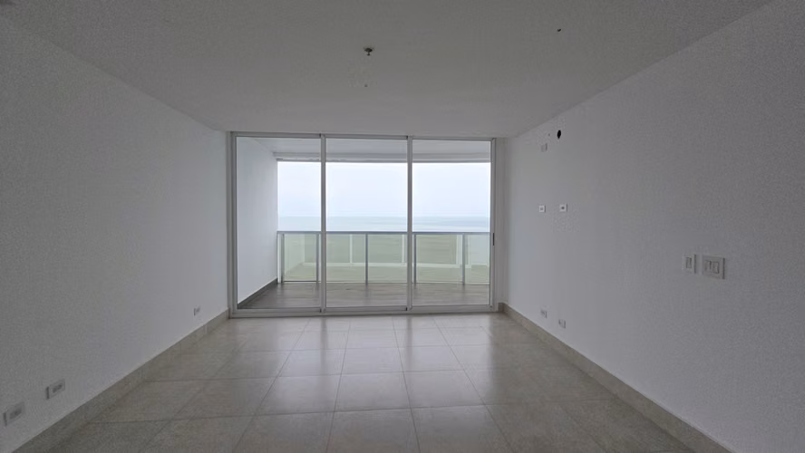 Venta de Apartamento en Ocean Waves Nueva Gorgona - Imagen 2