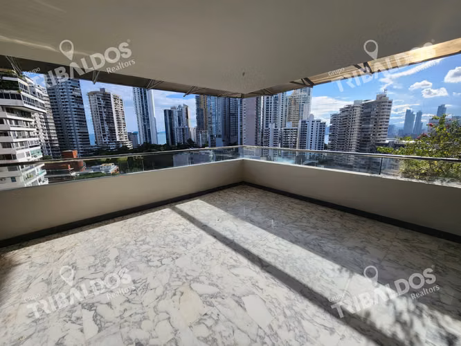 Venta de Penthouse en PH La Joya