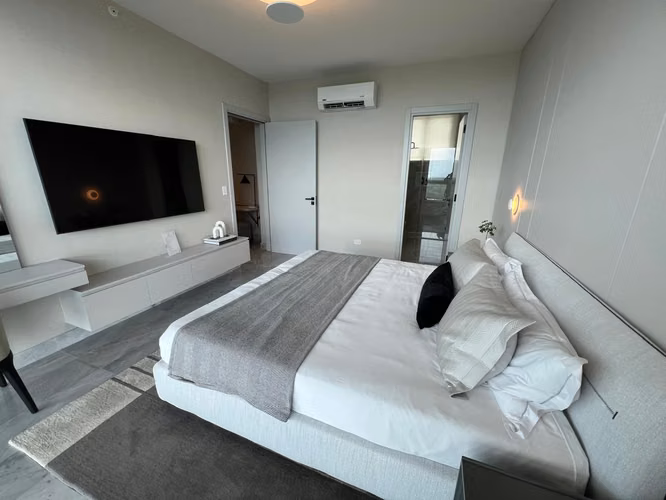 Vista al golf en Santa María desde $633K | 162 m² de lujo a estrenar
