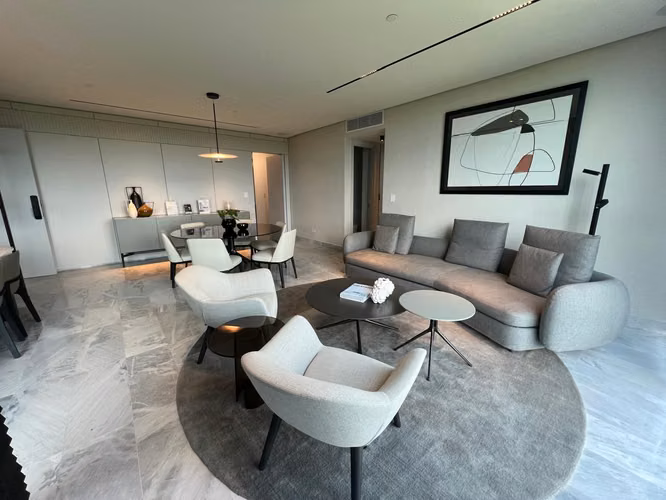 Vista al golf en Santa María desde $633K | 162 m² de lujo a estrenar