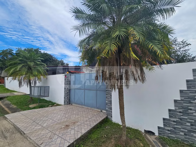 Alquiler de casa amoblada en Residencial El Mesón, Chitré