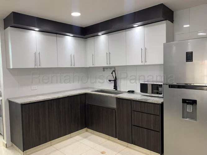 Venta de apartamento en Carrasquilla AK