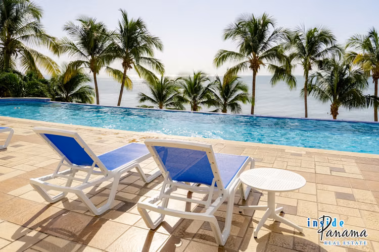Apartamento Frente al Mar en PH Coronado Suite en Coronado, Panamá - Imagen 12