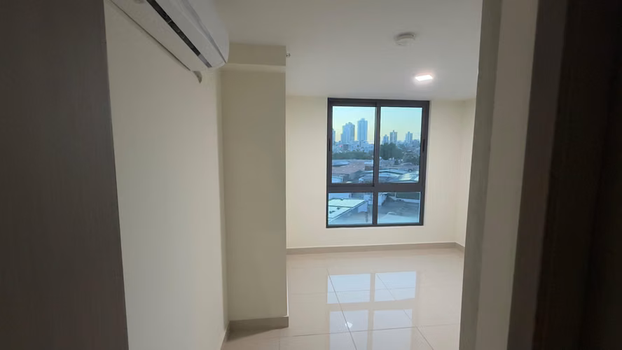 Apartamento como nuevo en PH Época cerca de Parque Omar