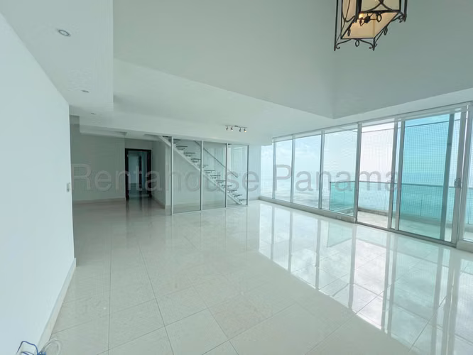 Venta de apartamento en Costa del Este AK