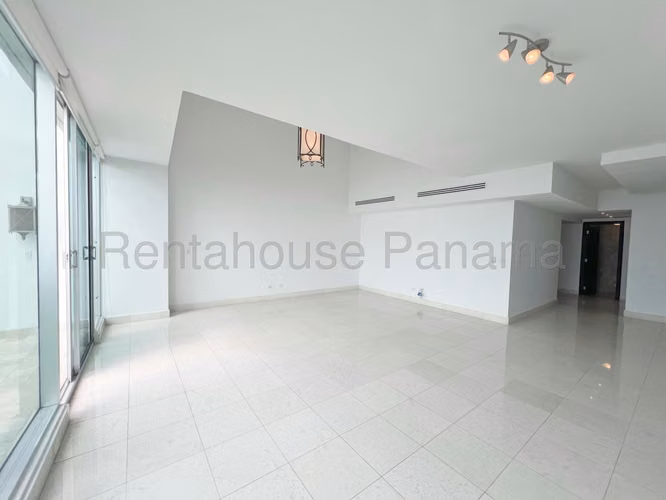 Venta de apartamento en Costa del Este AK