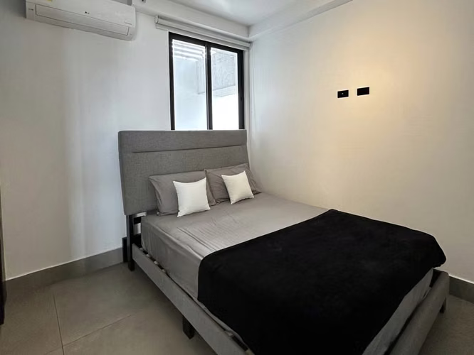 Alquiler de apartamento amoblado en Coco del Mar - Imagen 12