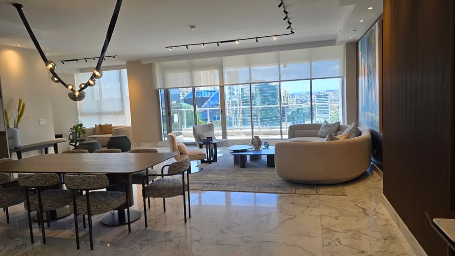 Apartamento de 276 m² con 3 dormitorios en venta en Costa Del Este