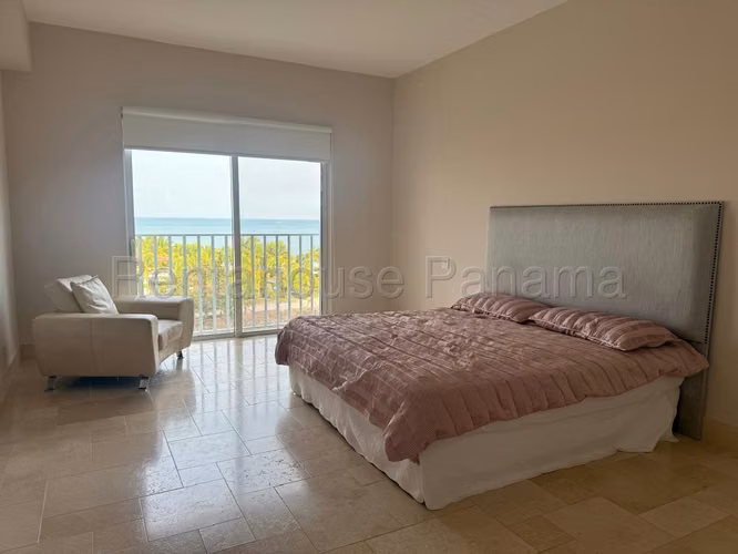 Se Vende Apartamento en Buenaventura VLU25-4180