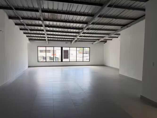 Local comercial en Marbella, 275m2 - Imagen 11