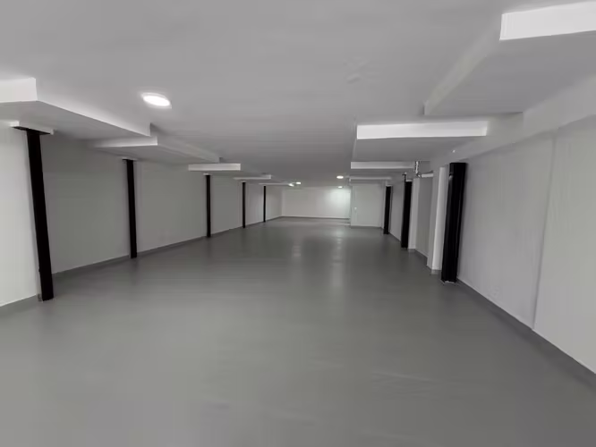 Local comercial en Marbella, 200m2, planta baja - Imagen 9