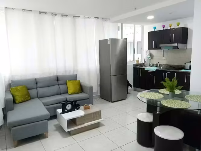 PH BAY VIEW, 3 RECAMARAS, 2 BAÑOS, BALCÓN, CERCA AL CASCO VIEJO!!!