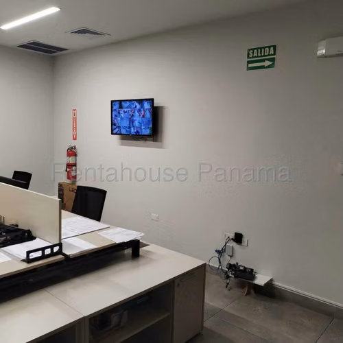 26-1384RGG Galera en VENTA Las Acacias 1400m2 Distribución Logística. Precio.