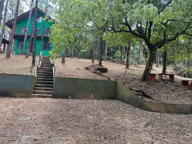 SE VENDE CASA EN CERRO AZUL – NATURALEZA, ESPACIO Y TRANQUILIDAD