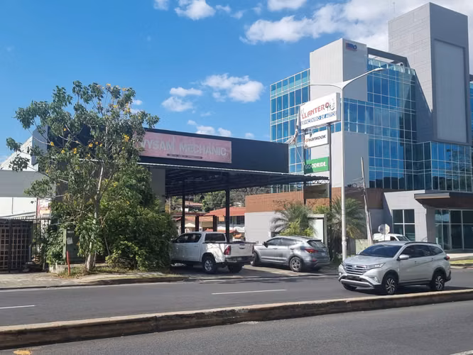 Venta de Terreno con Galera en Betania, El Paical, 467m² de terreno y 665m² de construcción