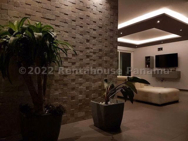 Vendo casa en Altos de Panamá LF26-7590 Solo Cliente Directo
