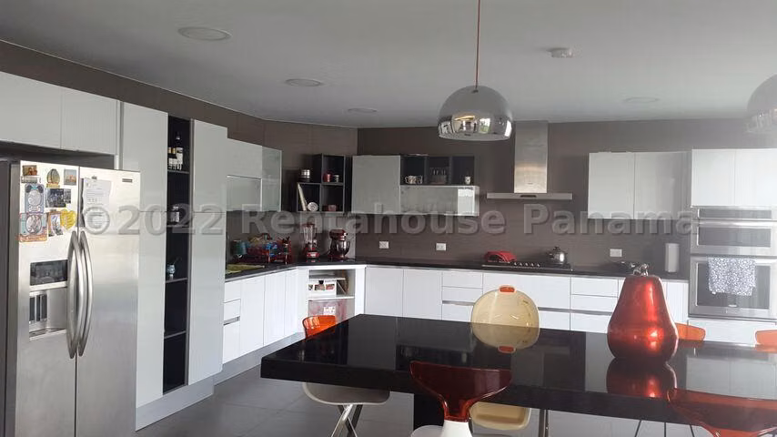 Vendo casa en Altos de Panamá LF26-7590 Solo Cliente Directo