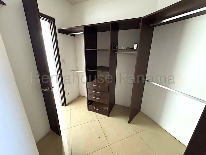 Se Vende Apartamento en San Francisco YDU