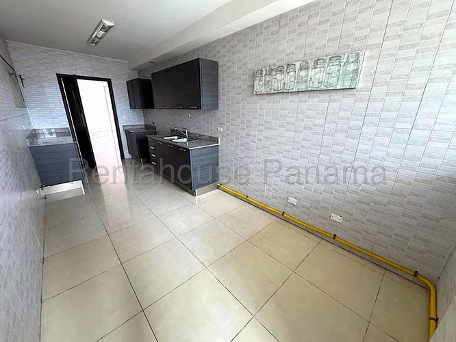 Se Vende Apartamento en San Francisco YDU