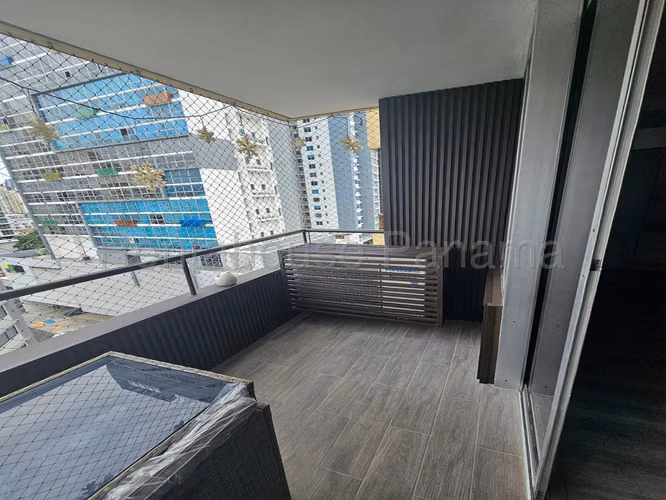 Se Vende Apartamento en El Cangrejo YDU