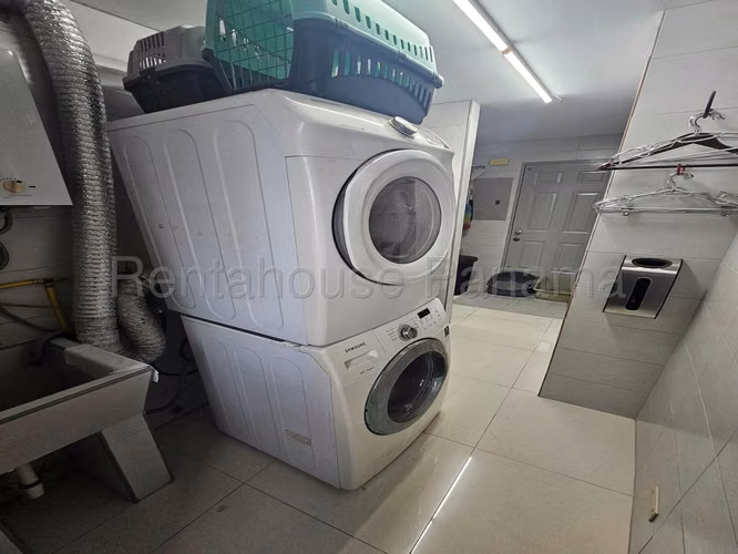 Se Vende Apartamento en El Cangrejo YDU