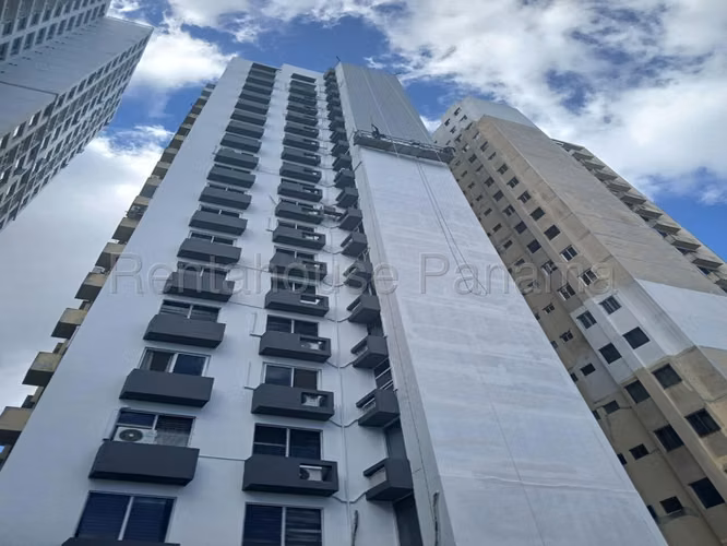 Se Vende Apartamento en El Cangrejo YDU