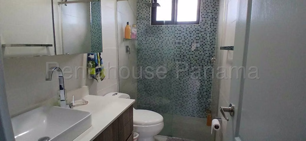 Vendo casa en Versalles LF26-7575 Solo Cliente Directo